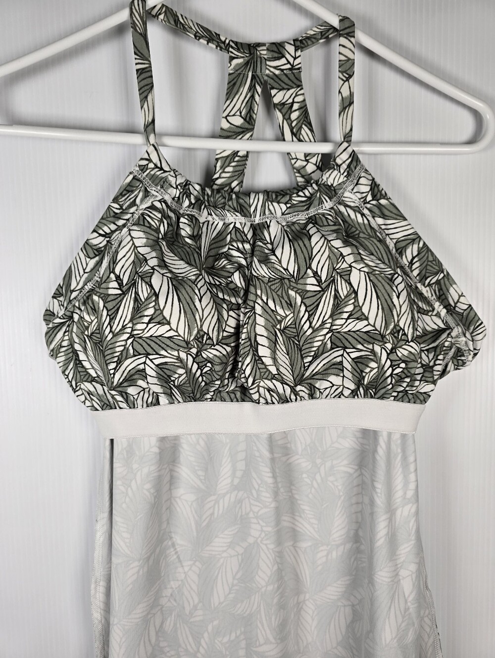 NWT Eddie Bauer Olive and White Leaf-Print Halter Mini Dress Built In Bra Size S - Picture 13 of 13